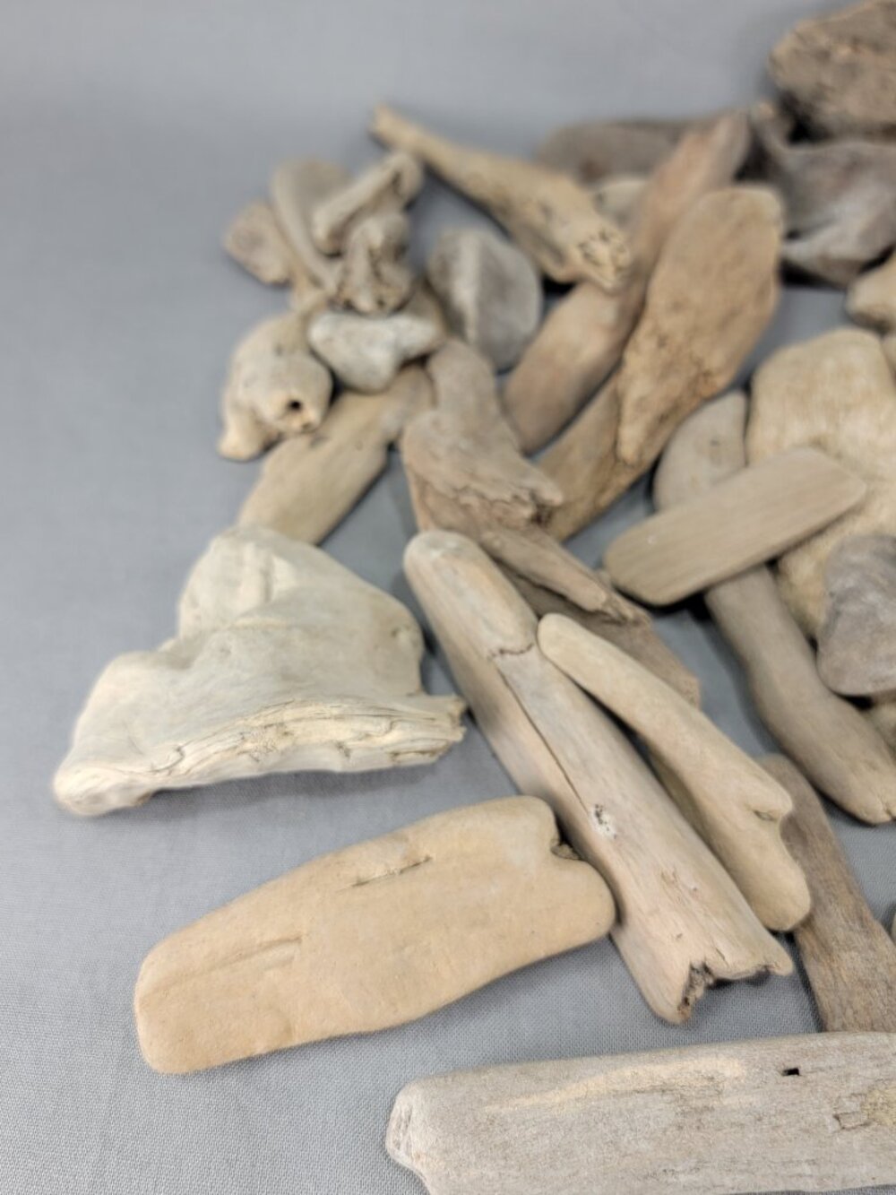 Natural Driftwood Wood Pieces Rustic Beach Coastal Decor Crafts Lot of 55 - Picture 5 of 10